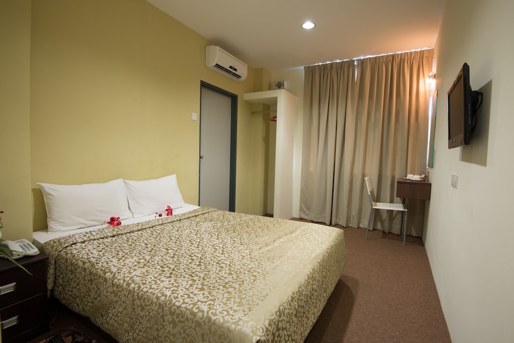 Grand Inn 16/50