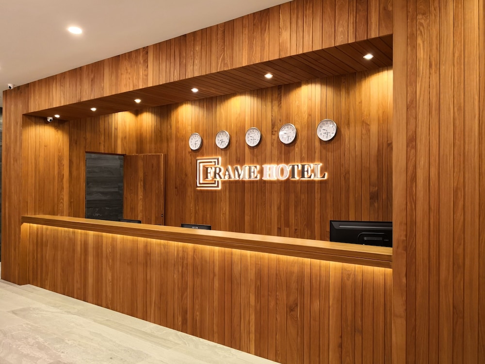 FRAME HOTEL 13/51