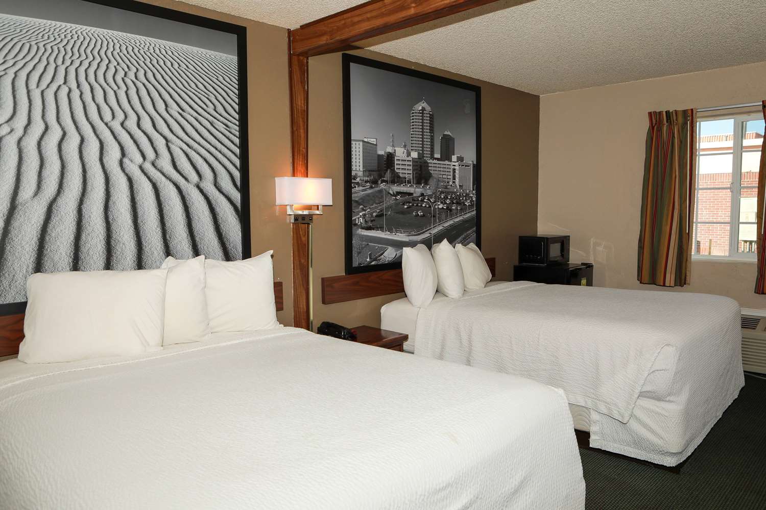 Super 8 By Wyndham Gallup 14/26