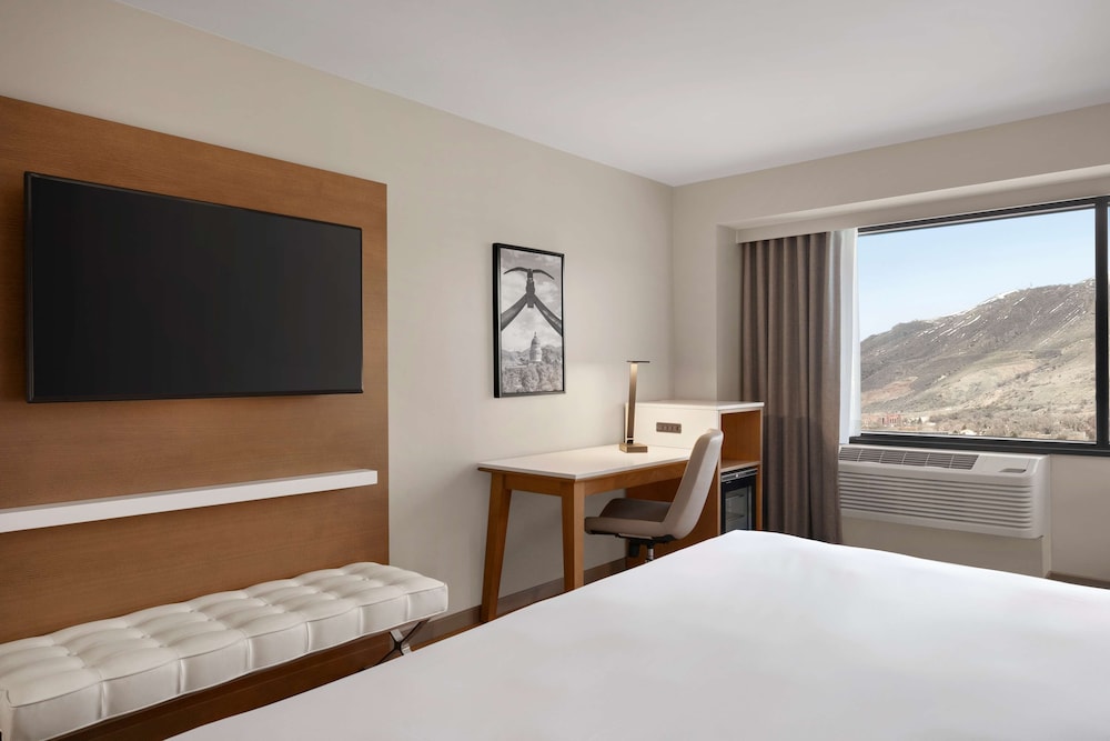 Radisson Hotel Salt Lake City Downtown 13/56