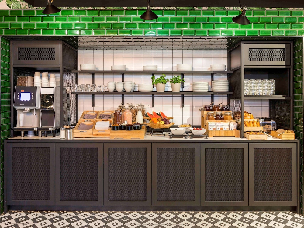 ibis Styles Amsterdam Airport 8/49