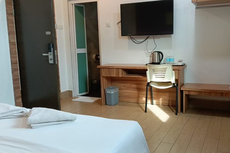 V Vip, King Bed