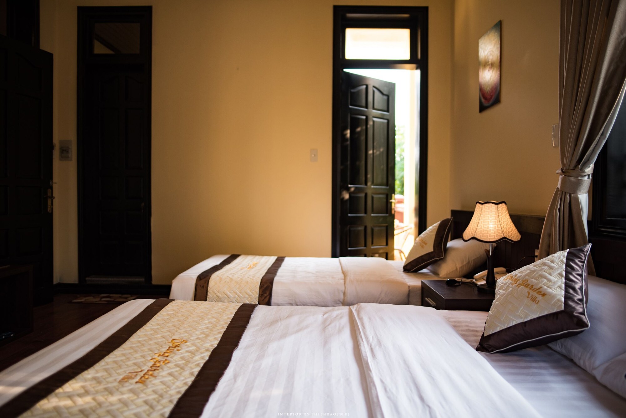 غرفة سوبيريور ثلاثية بسرير كوين وسرير فردي بشرفة، Spring Garden Villa 2/10
