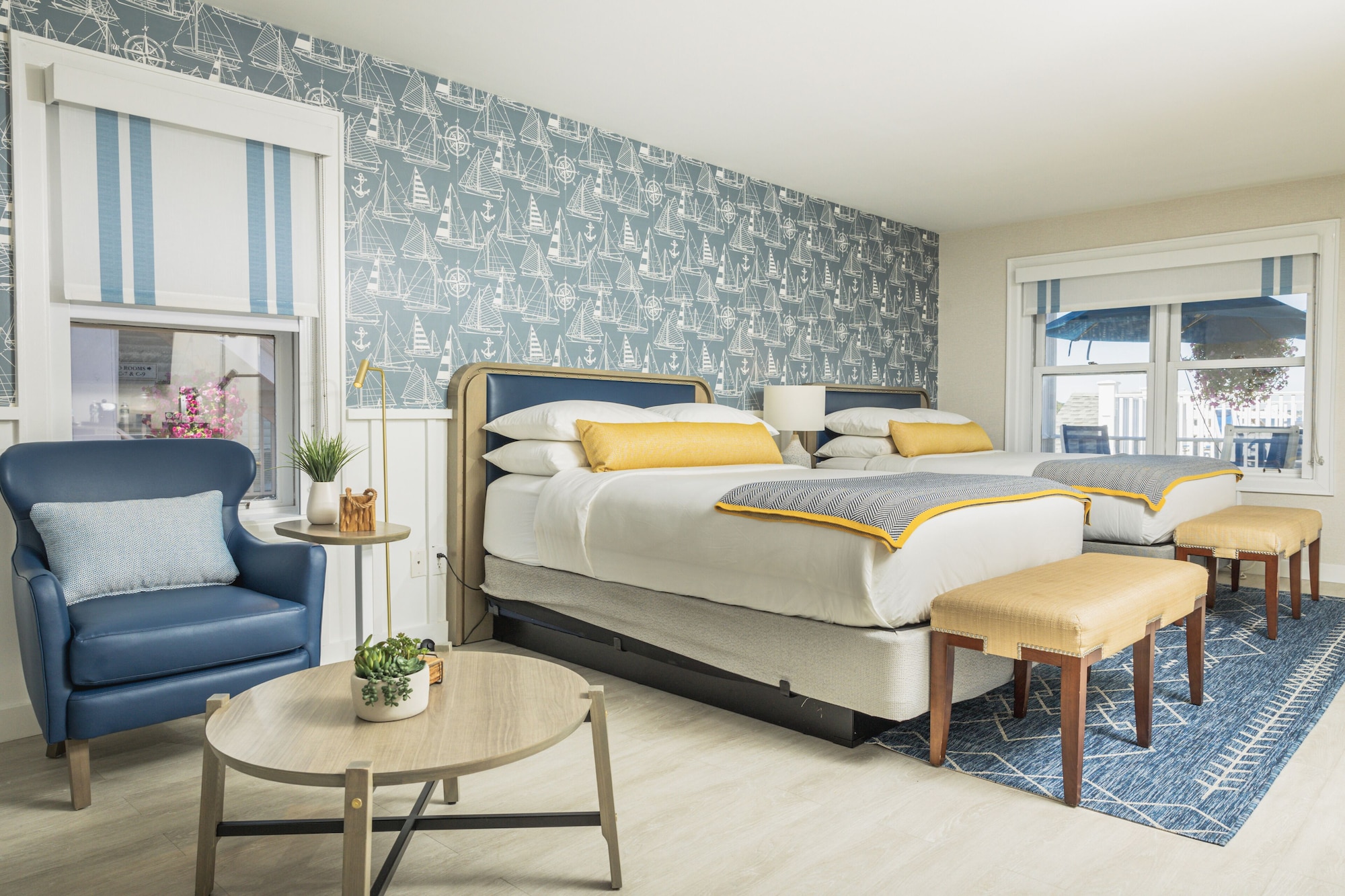 Room, 2 Queen Beds, Water View
