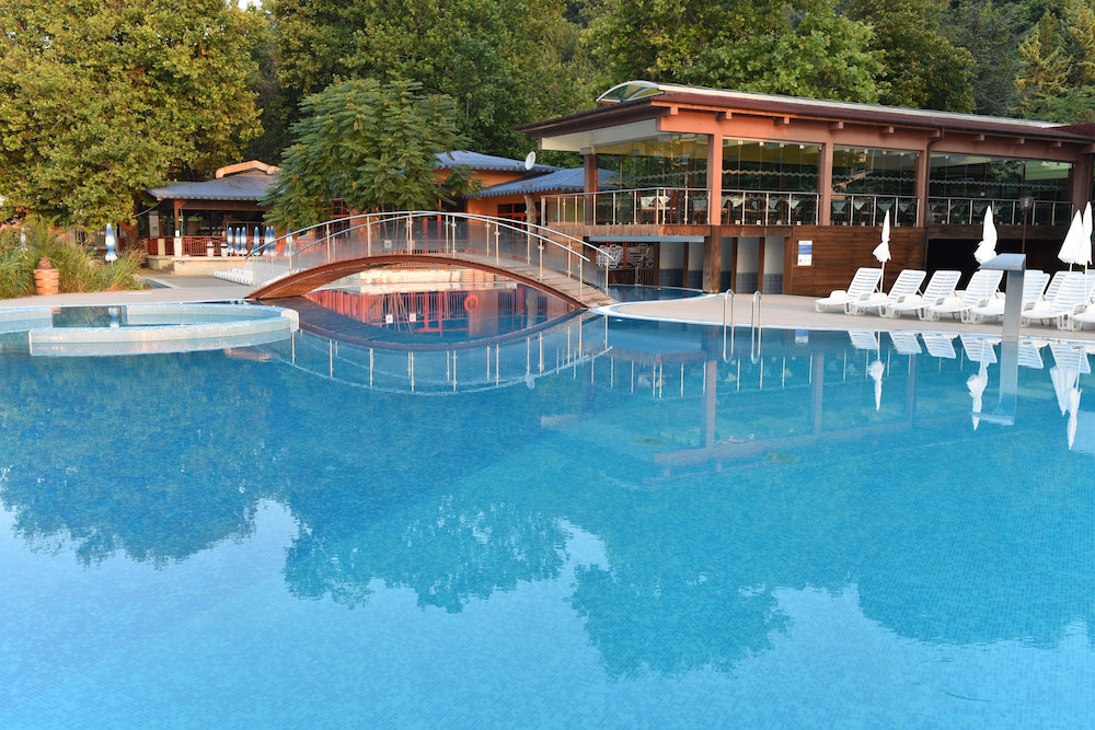 HOTEL ARABELLA BEACH 39/41