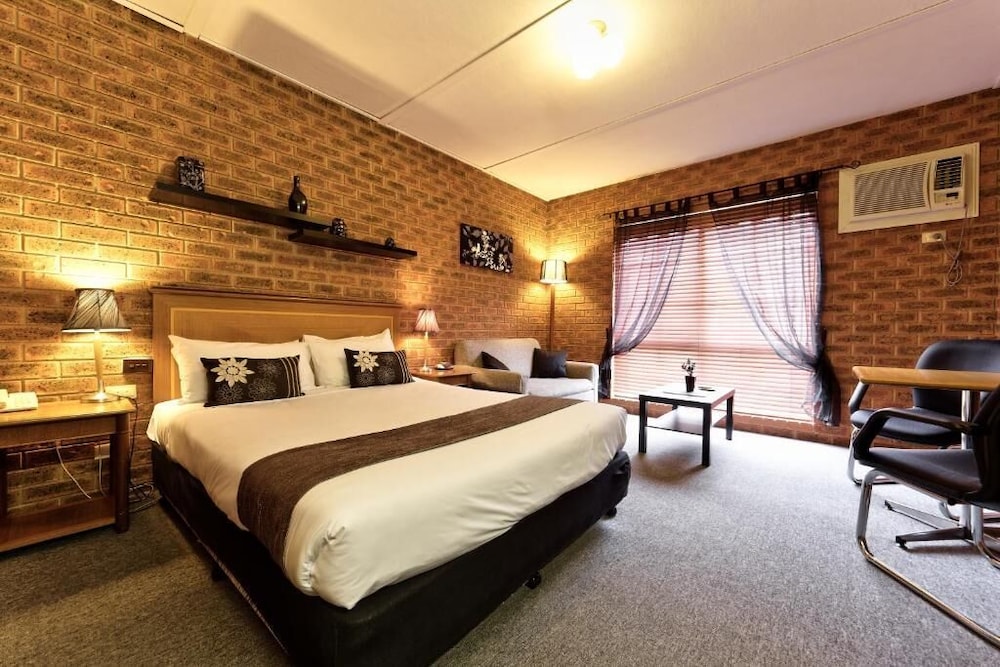 Central Yarrawonga Motor Inn 16/36