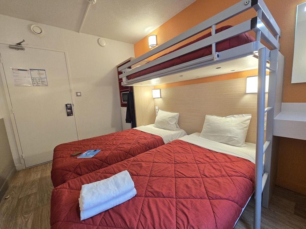 Premiere Classe Troyes Sud - Parc St Thibault 15/50