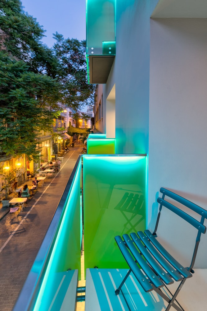 Ivis 4 Hotel 35/56