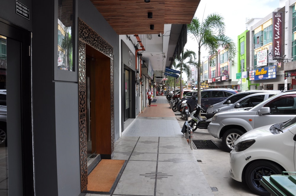 Valya Hotel - Kuala Terengganu 35/39