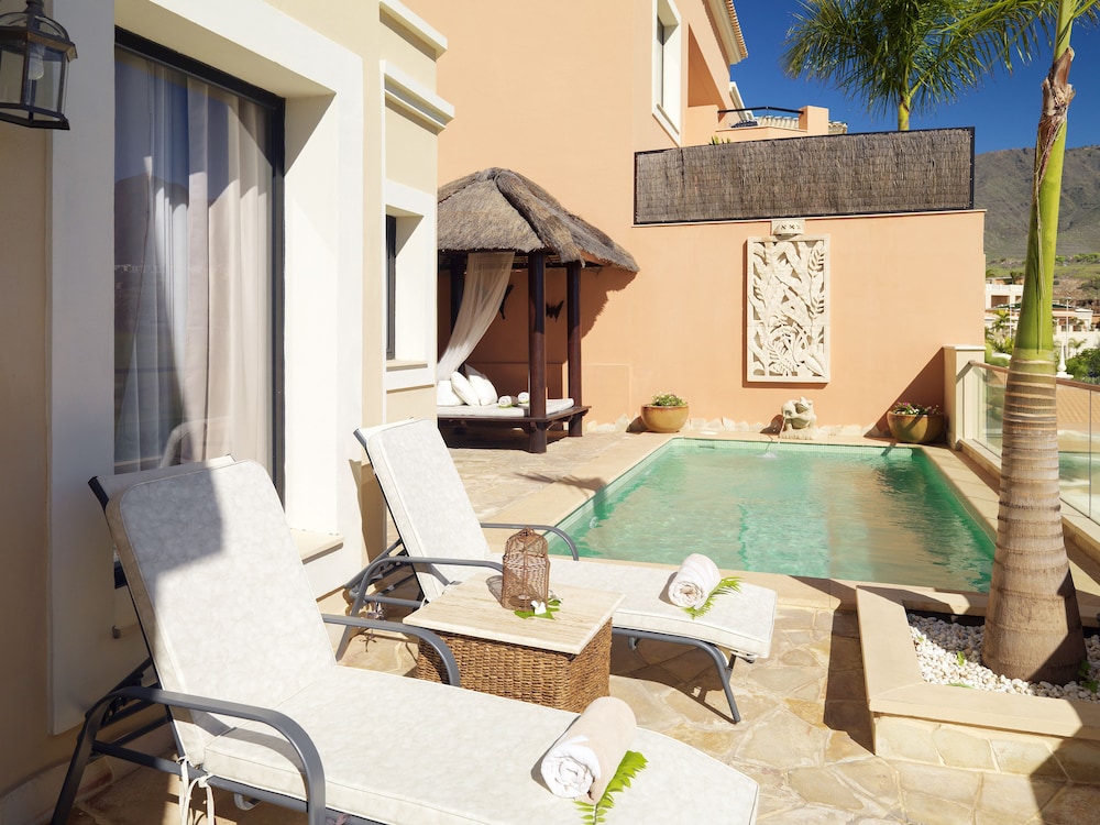 Royal Garden Villas & Spa 70/80
