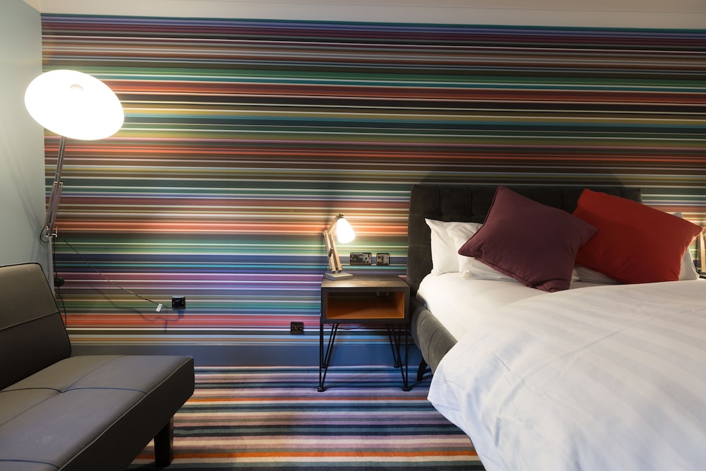 Village Leeds North Hotel Leisure Club 18/70