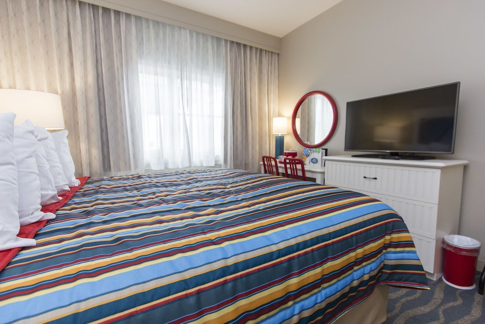 Cedar Point Apos S Hotel Breakers 14/64