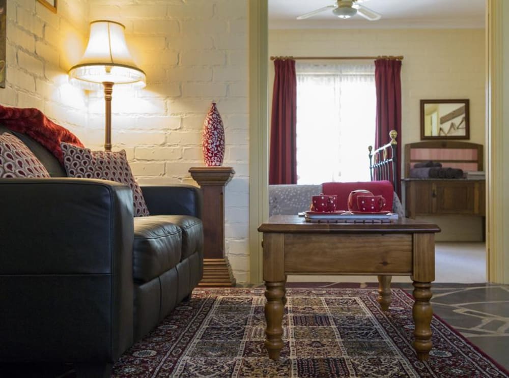 Battunga Bed & Breakfast 40/62