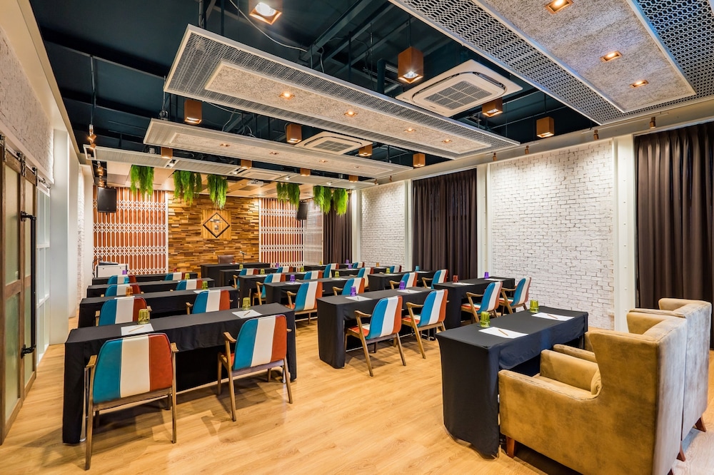 SureStay Plus by Best Western T Pattaya 53/64
