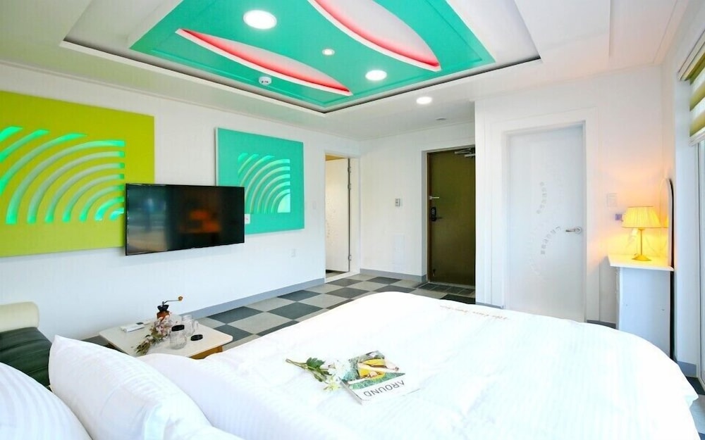 Gyeongju The One Pension 8/50