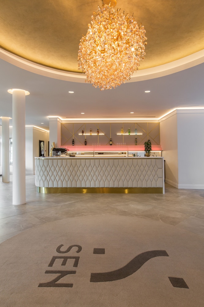 Hotel Sen 2/41