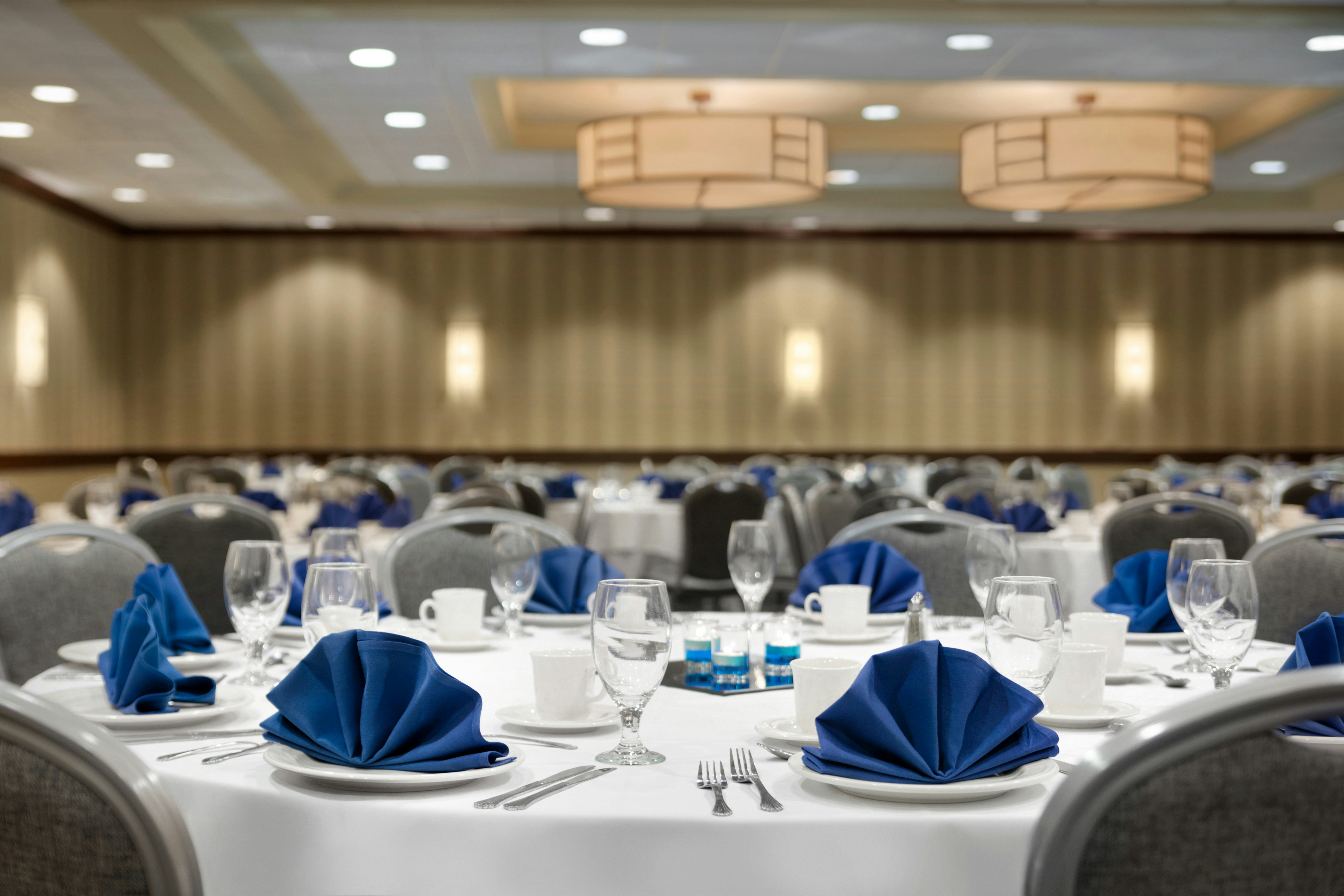 Embassy Suites by Hilton Piscataway Somerset 57/59