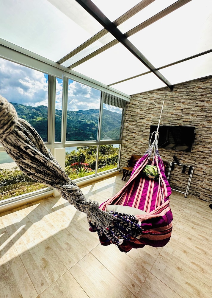 La Vista EcoHouse 33/55
