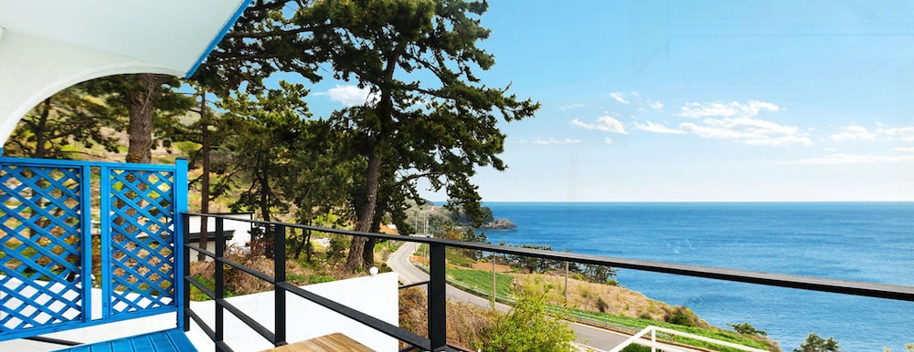 Namhae Santorini N Pension 36/50