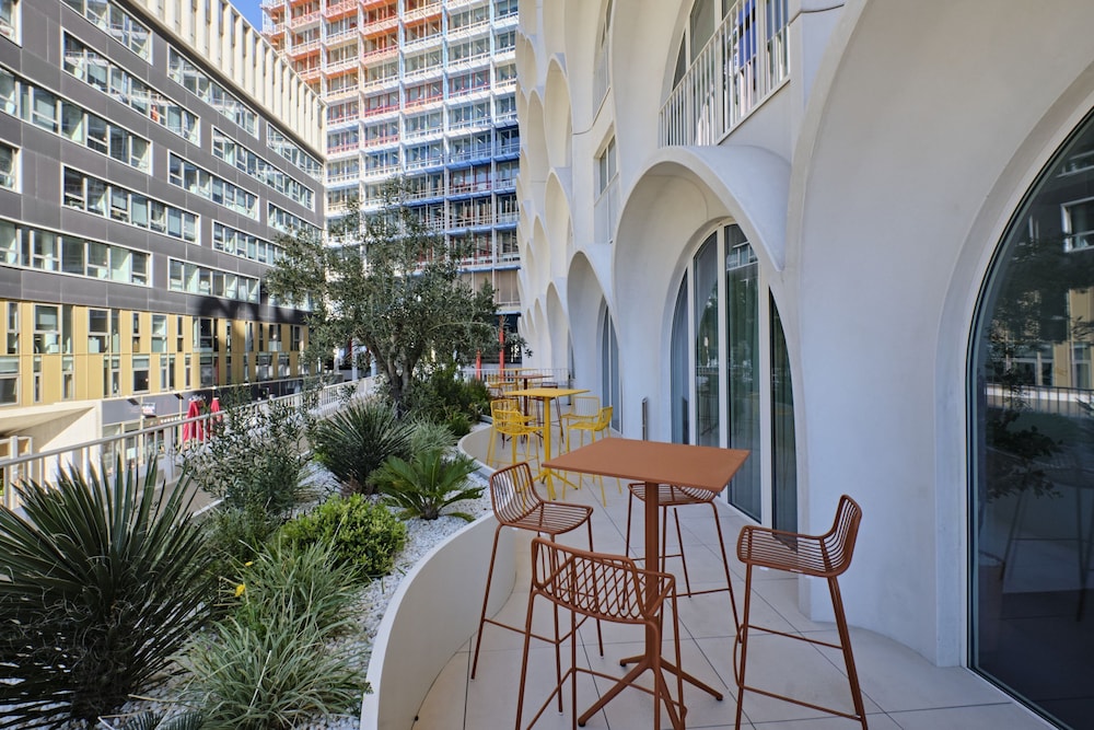 Marseille Centre Euromed 40/56
