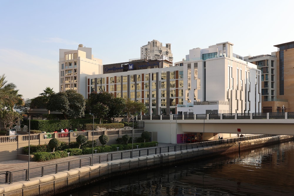 Grand Kingsgate Waterfront 43/48
