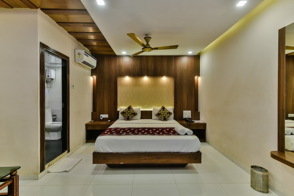 Hotel Guest Inn Residency 41/50