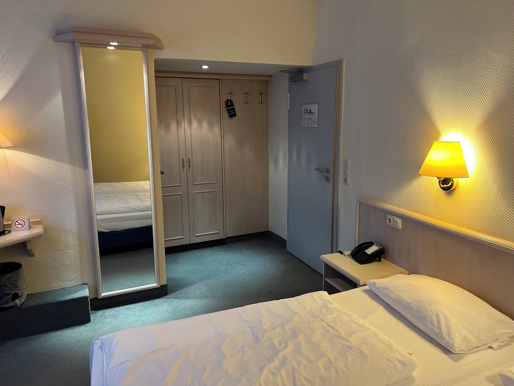 Hoteltraube Rudesheim 30/50