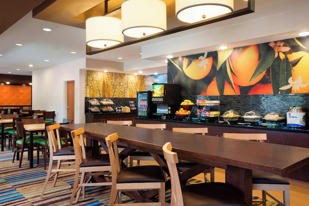 Fairfield Inn Suites Minneapolis St Paul Airport 40/53
