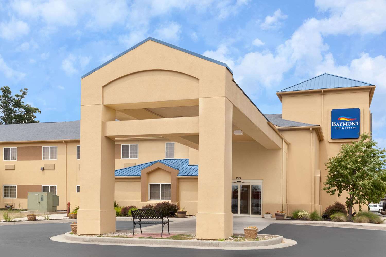 Baymont by Wyndham Fort Wayne 2/21