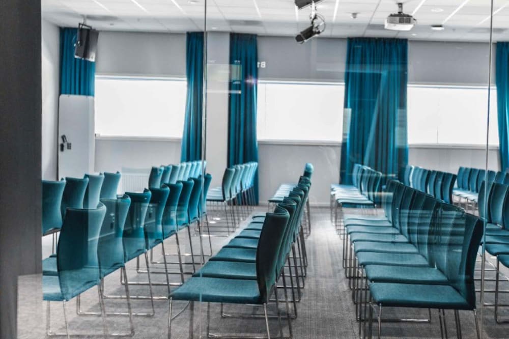 MOXY OSLO X 67/78