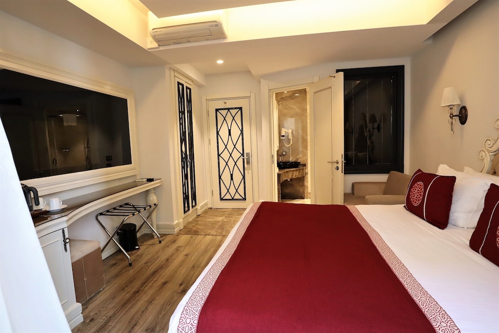ANTHEMIS HOTEL 20/71