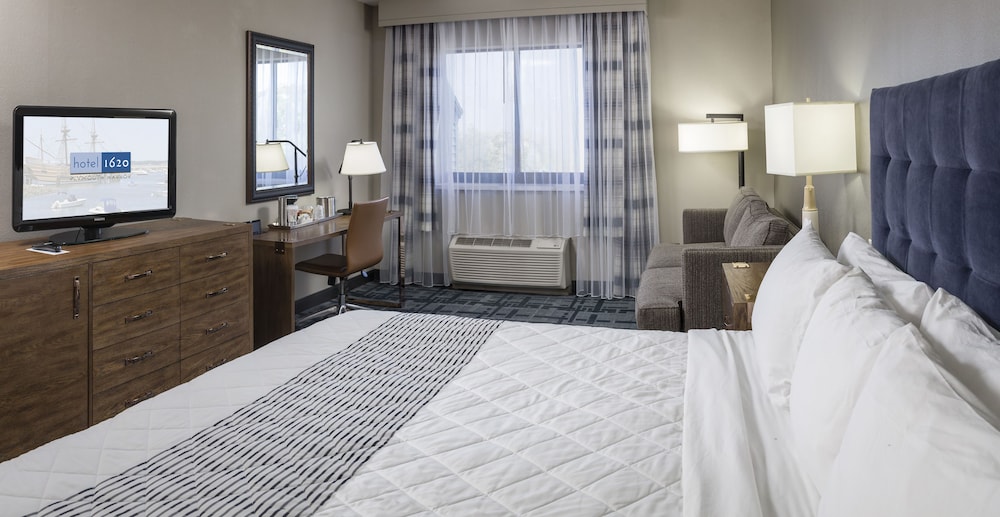 Hotel 1620 Plymouth Harbor 9/65