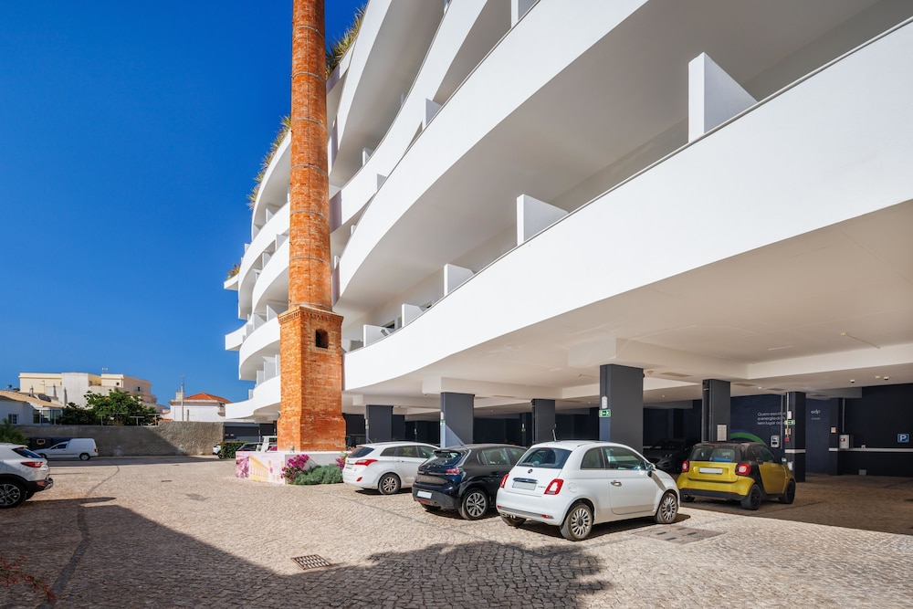 Jupiter Marina 57/66