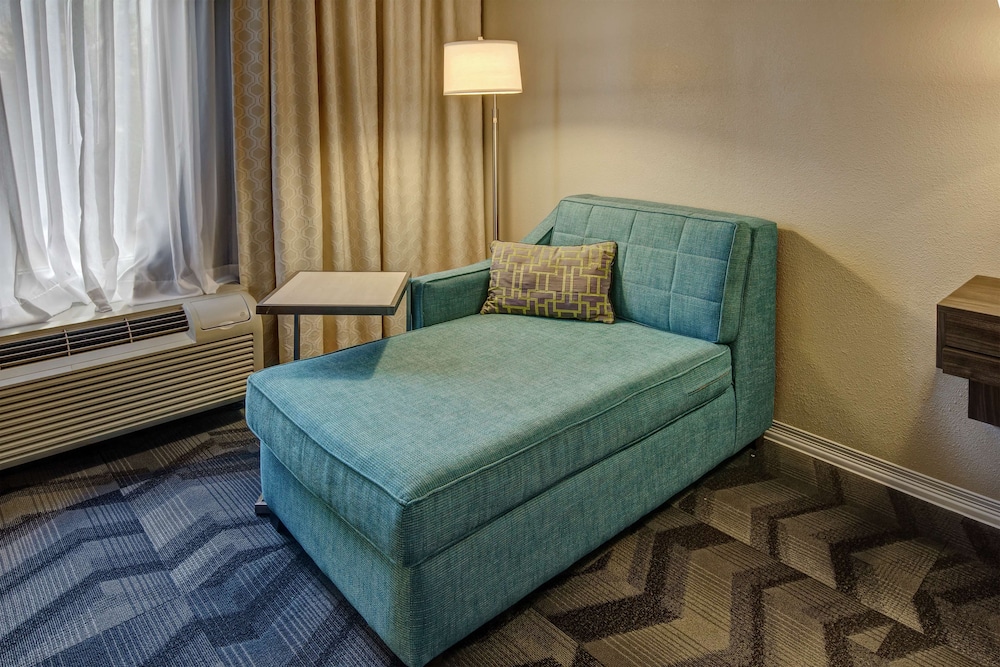 Hampton Inn Suites Clermont 26/41