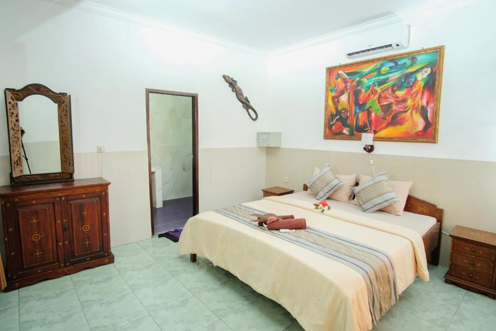Warna Beach Hotel 13/46