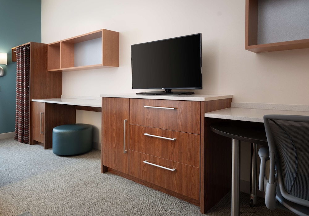 Home2 Suites by Hilton Charleston Airport Convention Center 41/44