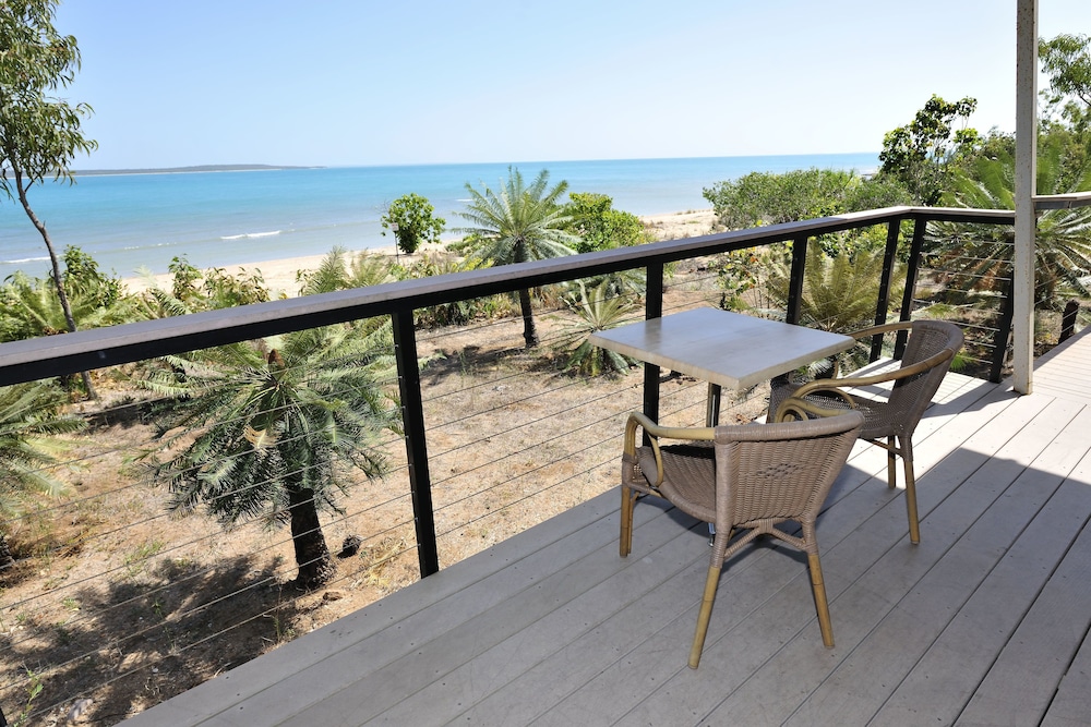 GROOTE EYLANDT LODGE 8/68