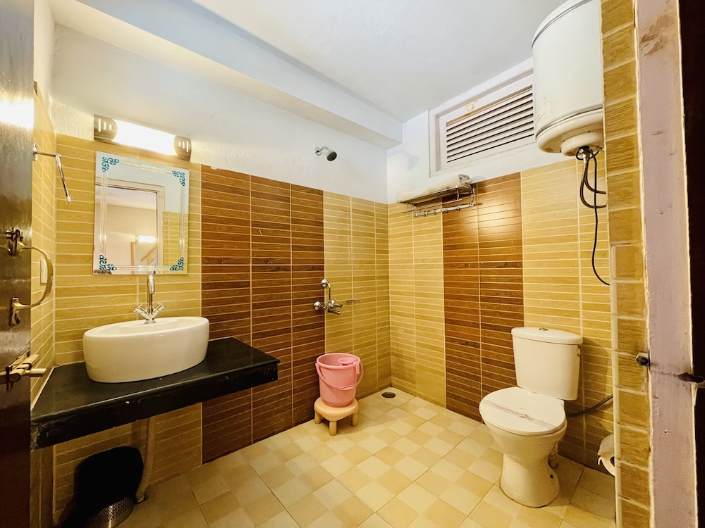 Nihal Cottage 59/63
