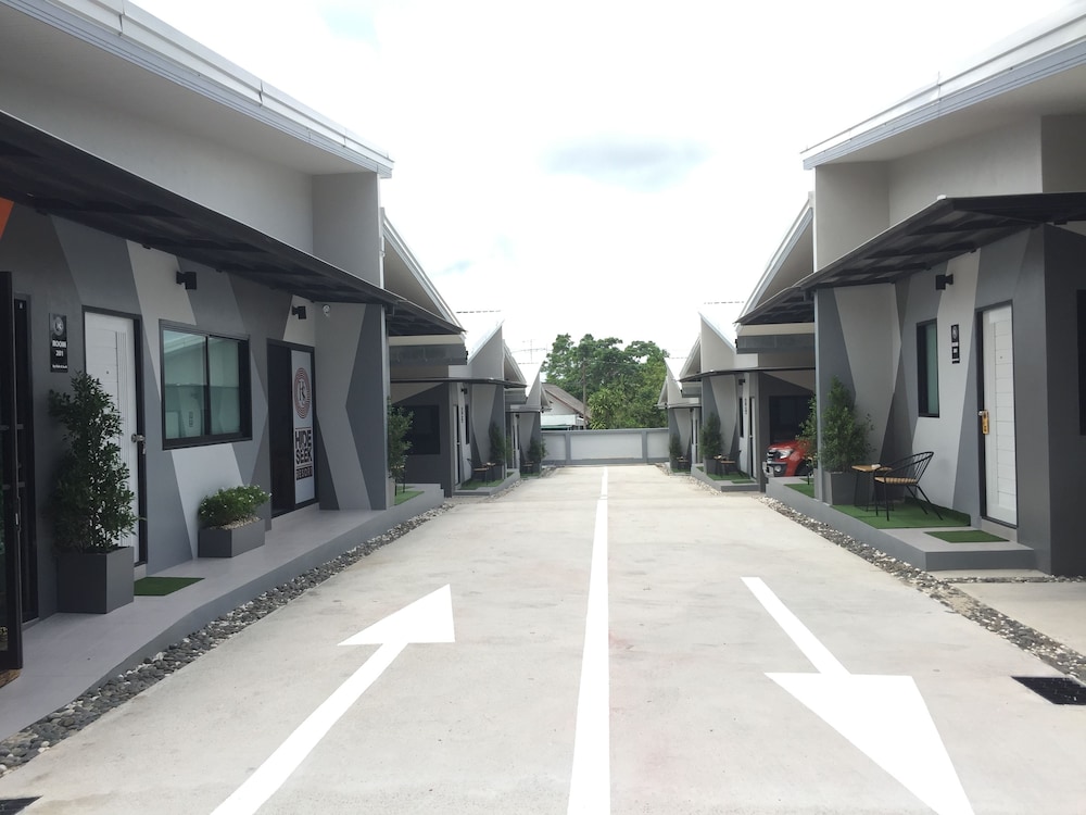 Hide & Seek Resort Krabi 14/15
