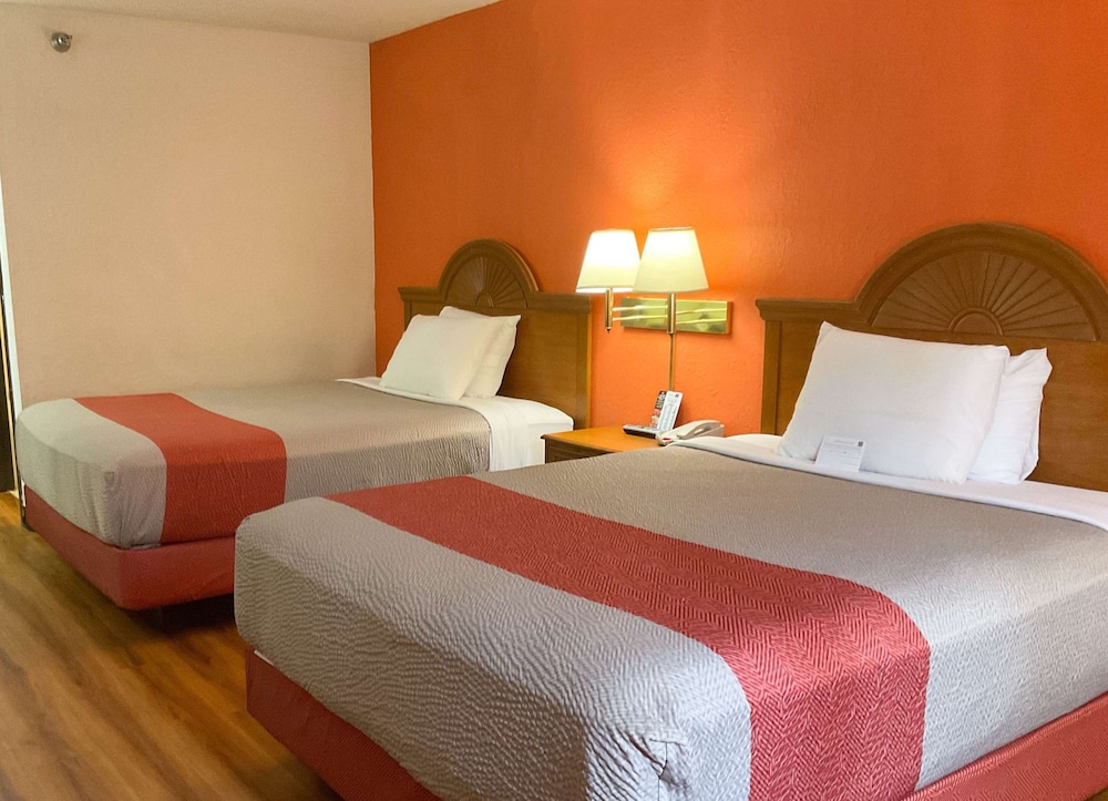 Motel6 Bremerton, WA 13/33