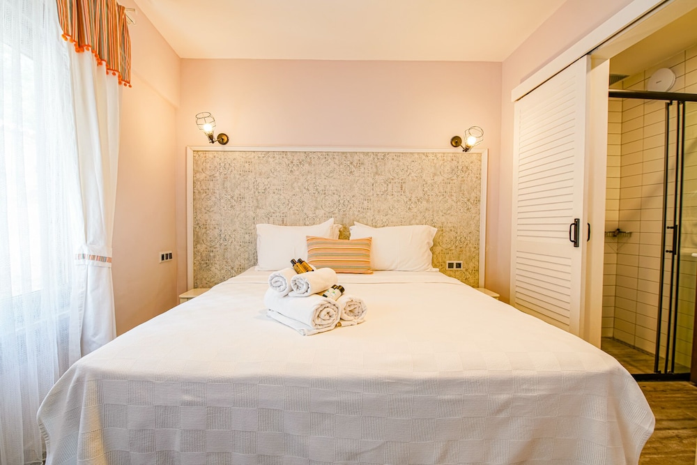 Nirvana Otel Bozcaada 25/50