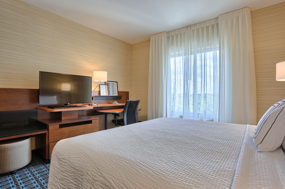 Fairfield Inn Suites Philadelphia Willow Grove 11/26