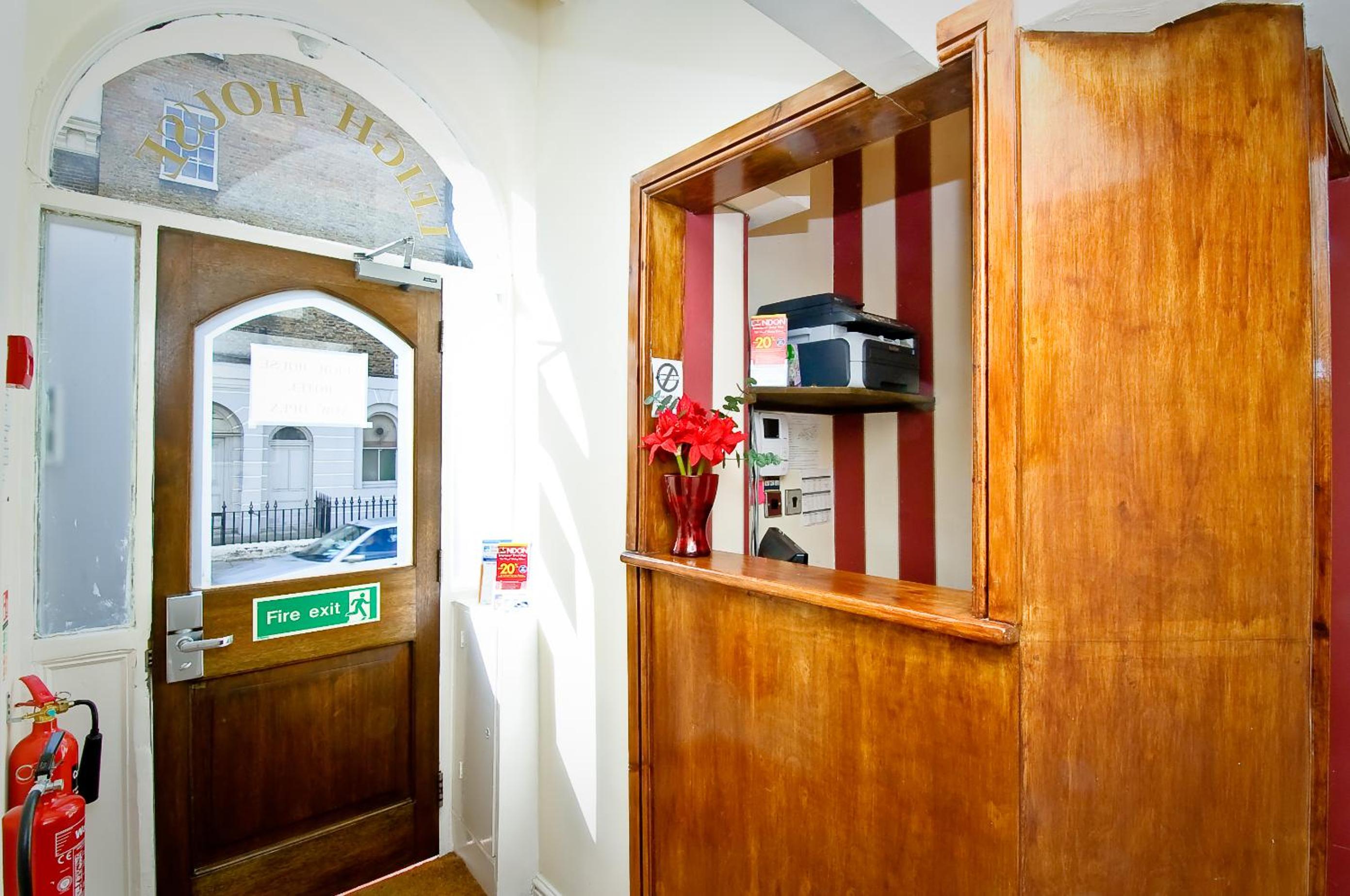 Leigh House Hotel 5/33
