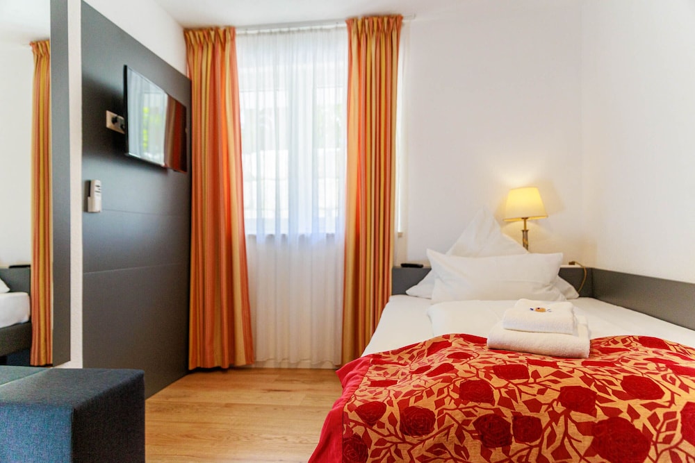 Bodensee Hotel Kreuz 17/50