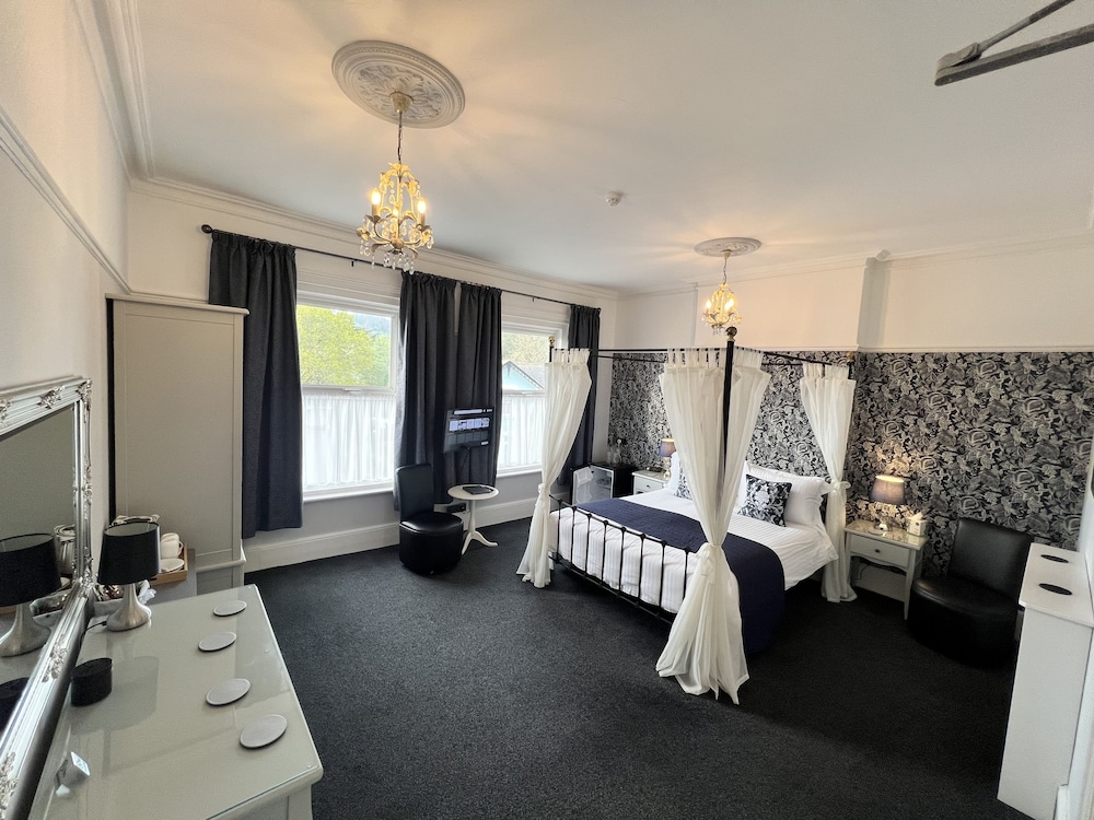 The Birkdale Guest House 27/50