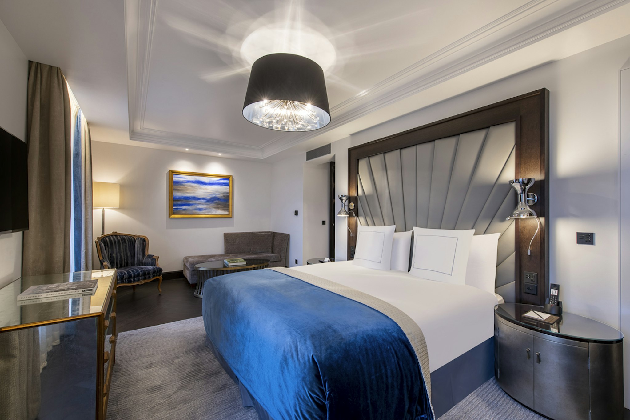 Savoy, Royal, Suite