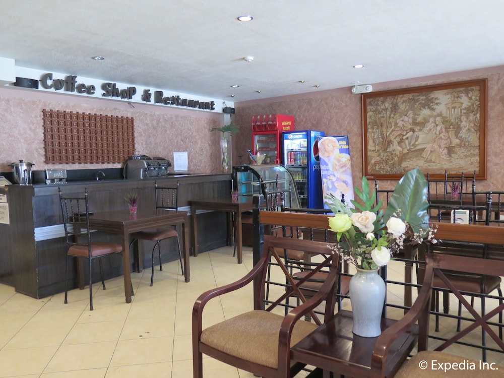 D'leonor Hotel 58/73