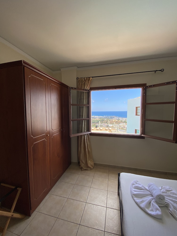 Amazones Village Suites 14/50