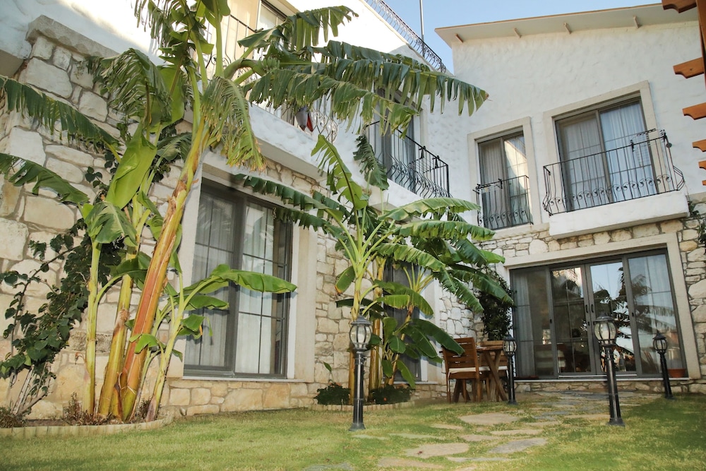 Huzurla Otel 6/50