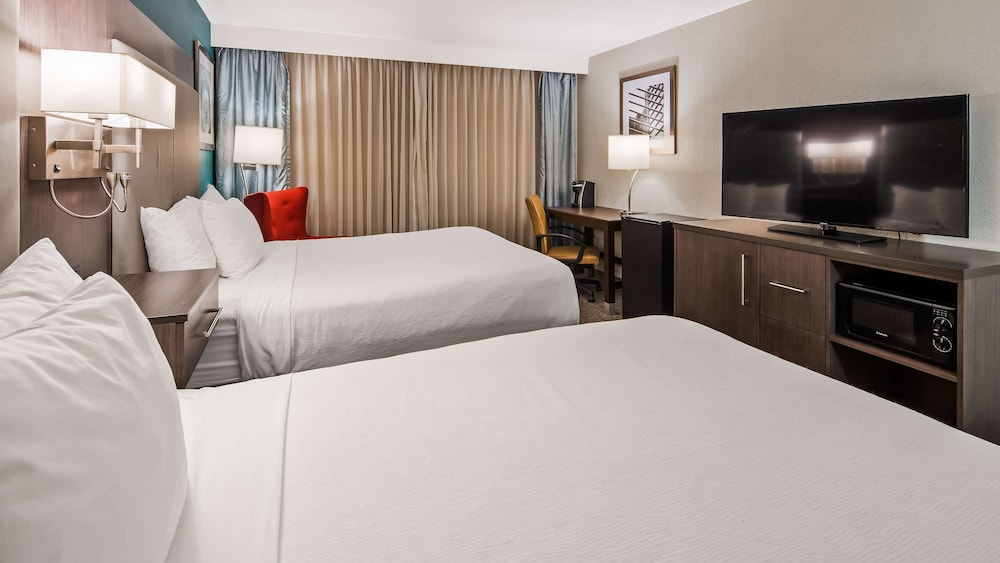 Wingate by Wyndham Kansas City 28/63